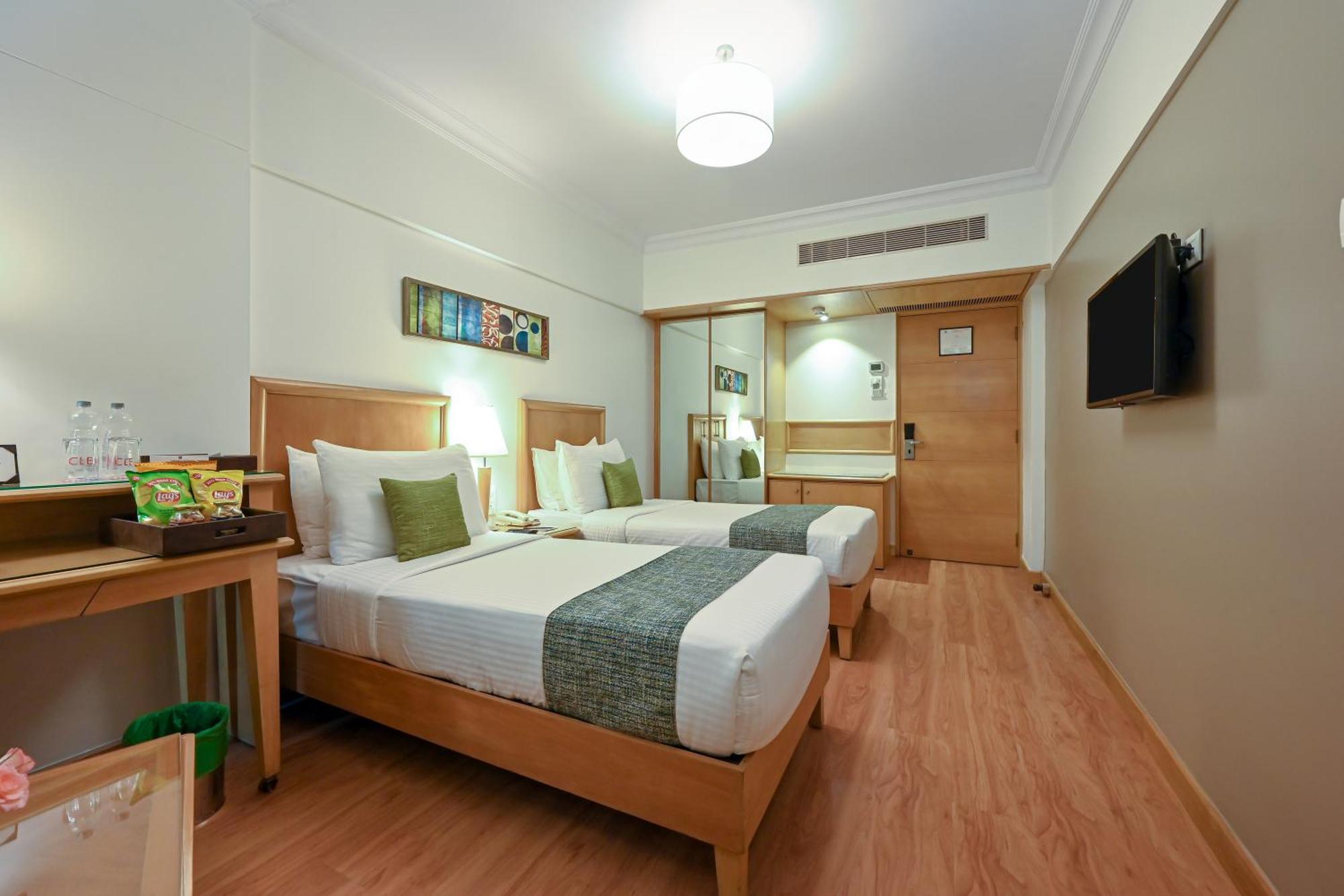 Fariyas , Colaba 4* Bombaj